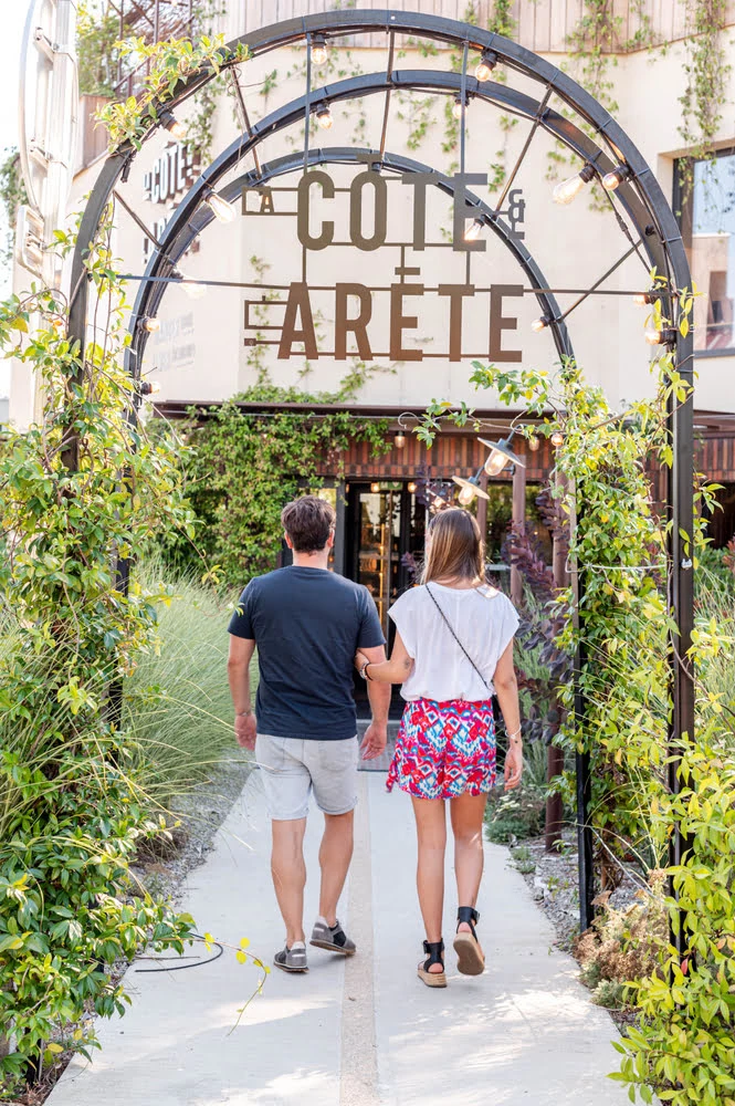 lacoteetlarete-labege